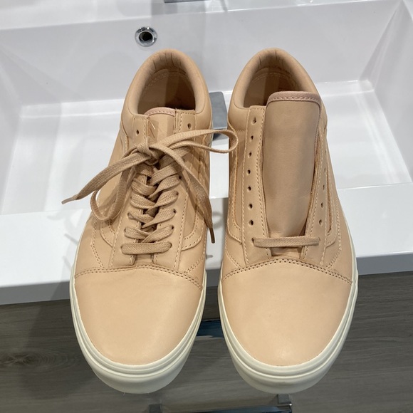 🌊BNWOB Tan Leather Vans Sneakers🌊 - Picture 3 of 9